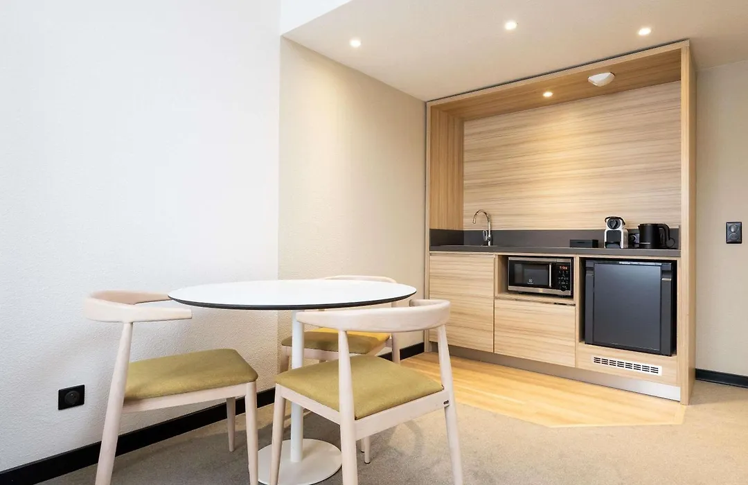Novotel Suites Montpellier Antigone-1